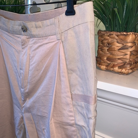 Henrik Vibskov Modal Cotton Tan Men’s Pleated Shorts Size Small 30” Waist - Picture 4 of 6